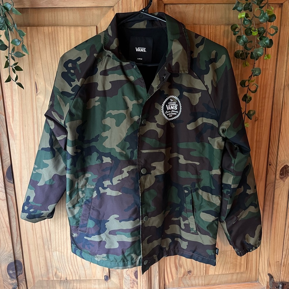 Vans Green and Brown Camouflage Torrey Jacket Windbreaker